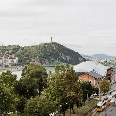 Luxurious Danubeside For 6 Lägenhet Budapest