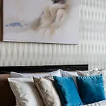 Luxurious Danubeside For 6 Apartment Budapest