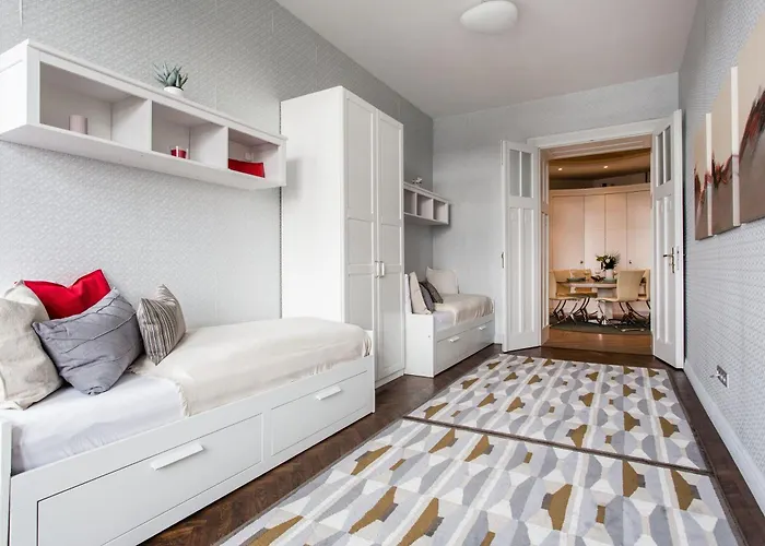 Luxurious Danubeside For 6 Appartement