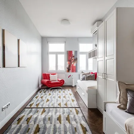 Luxurious Danubeside For 6